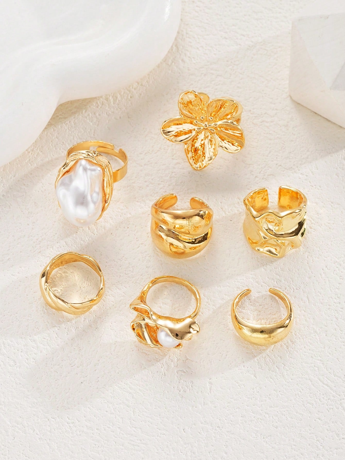 50/30/10/3pcs Women's Fashion Ring Set, Asymmetrical Smooth Geometric Liquid Ring, Exaggerated Vintage Style Stackable Wide Band Rings, Fashionable & Elegant Versatile Ring Set (Random Styles)