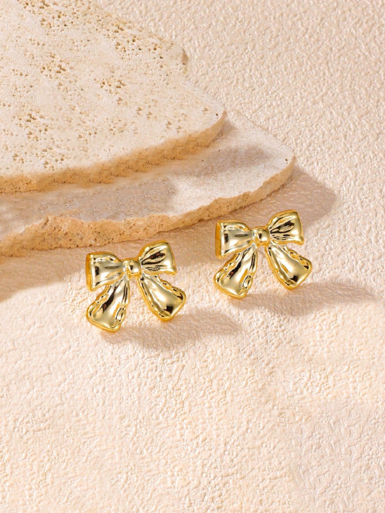 2-12pcs Fashionable Leaf Texture, 5-Petal Flower, Twisted Round Flower, Water Drop, Butterfly Knot, Symmetrical Flower Stud Earrings, Suitable For Daily Life Or Party Wear, Great Gift For Friends And Family