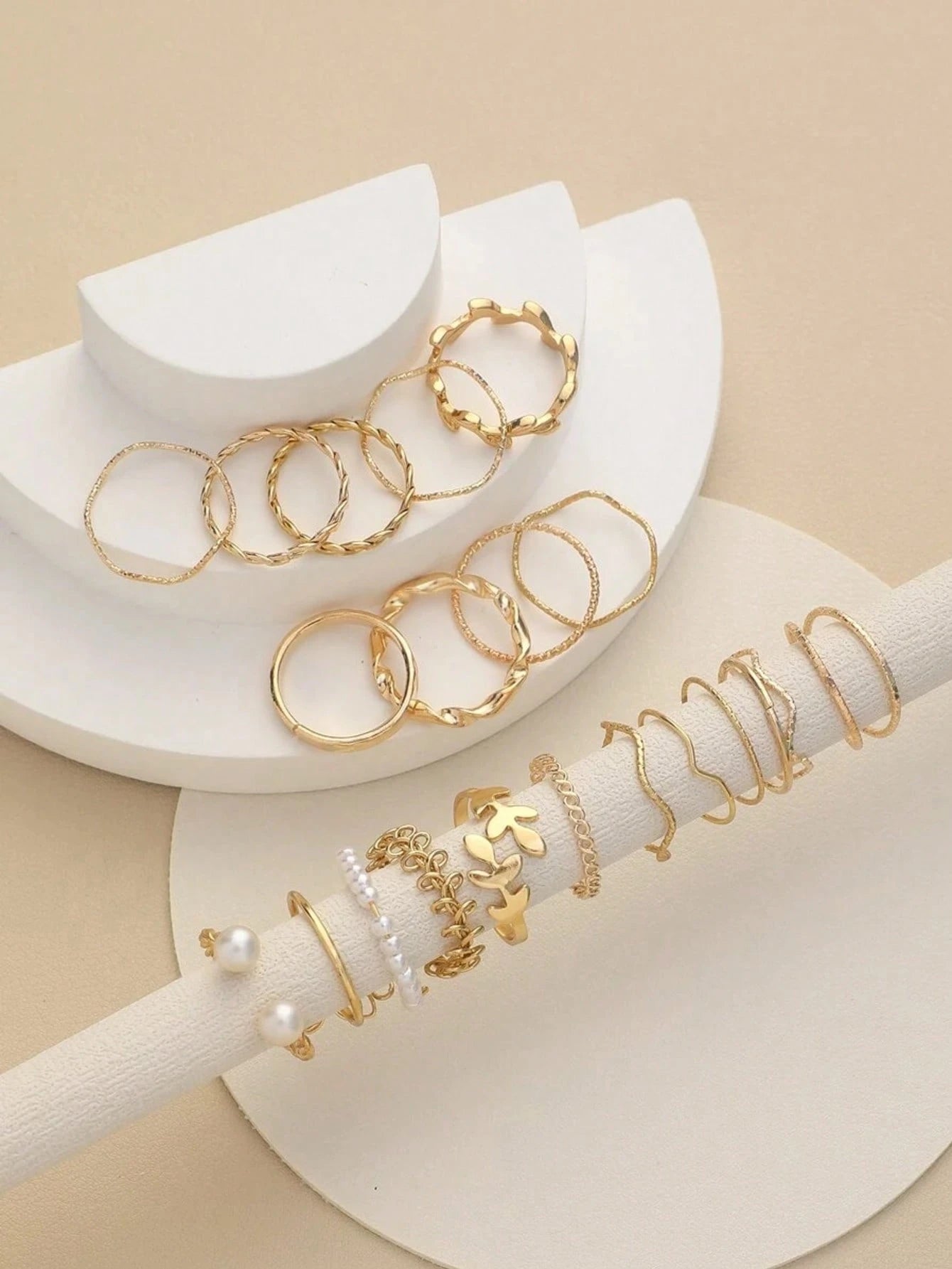 20pcs Fashionable Zinc Alloy Leaf & Flower Faux Pearl Decor Rings, Suitable As Decorative Gift For Women, Ideal For Valentine's Day, Mother's Day And Other Holidays